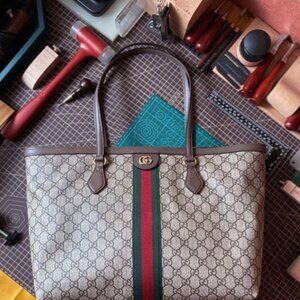 Gucci Medium Ophidia Shopping Bag Tote